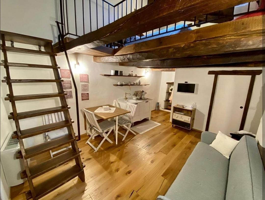 פוני B&B E Home Restaurant S'Ispera Monolocale Uso Esclusivo מראה חיצוני תמונה