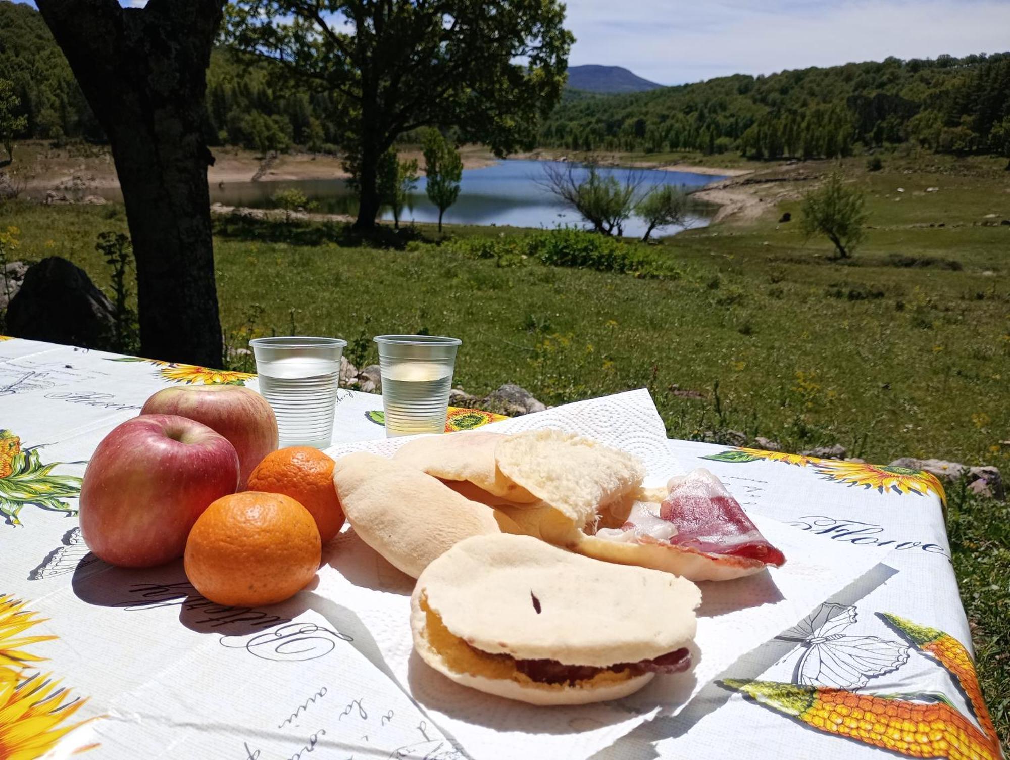 פוני B&B E Home Restaurant S'Ispera Monolocale Uso Esclusivo מראה חיצוני תמונה